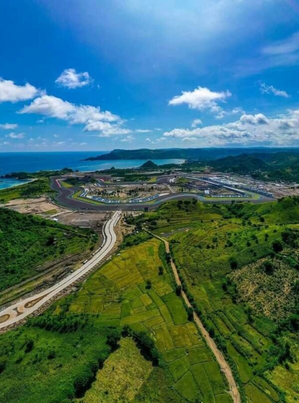 9011BCBB-B6C5-4868-817B-E69D9C7C4101